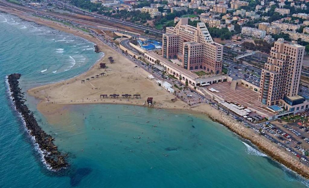 Rooms On The Sea Haifa Exterior photo
